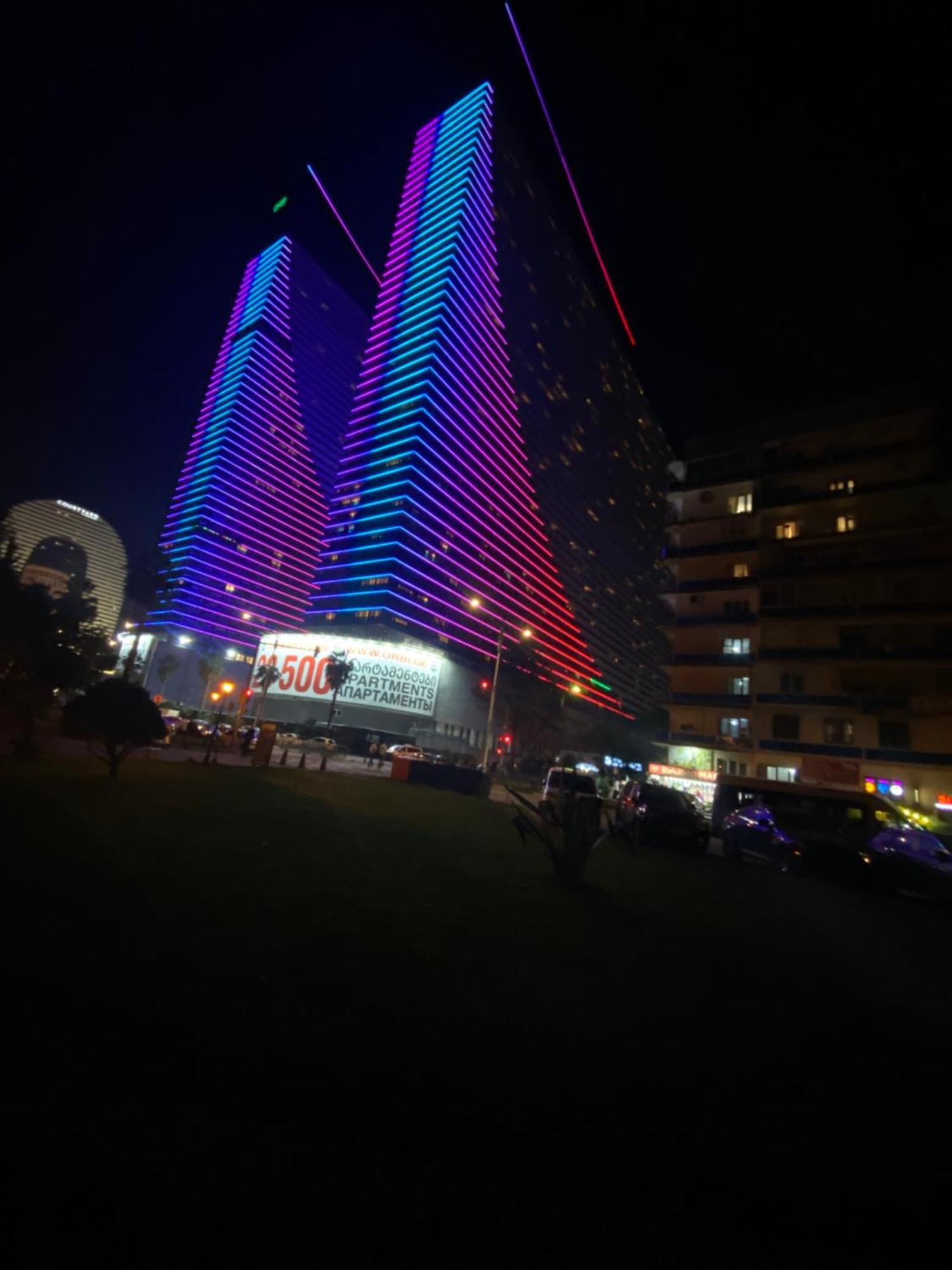 Delux Sea View Aparthotel In Orbi City Batumi Exterior photo