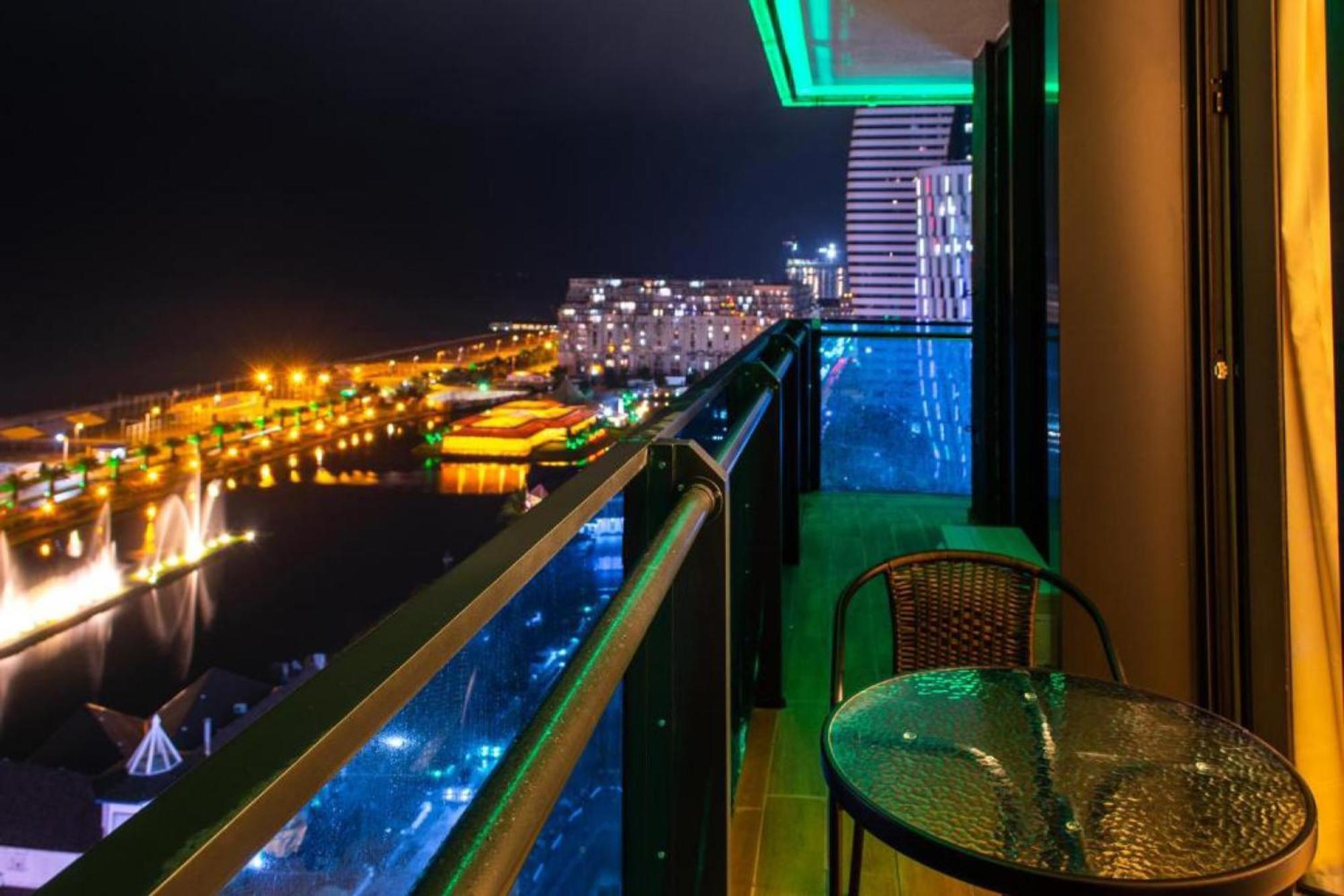 Delux Sea View Aparthotel In Orbi City Batumi Exterior photo
