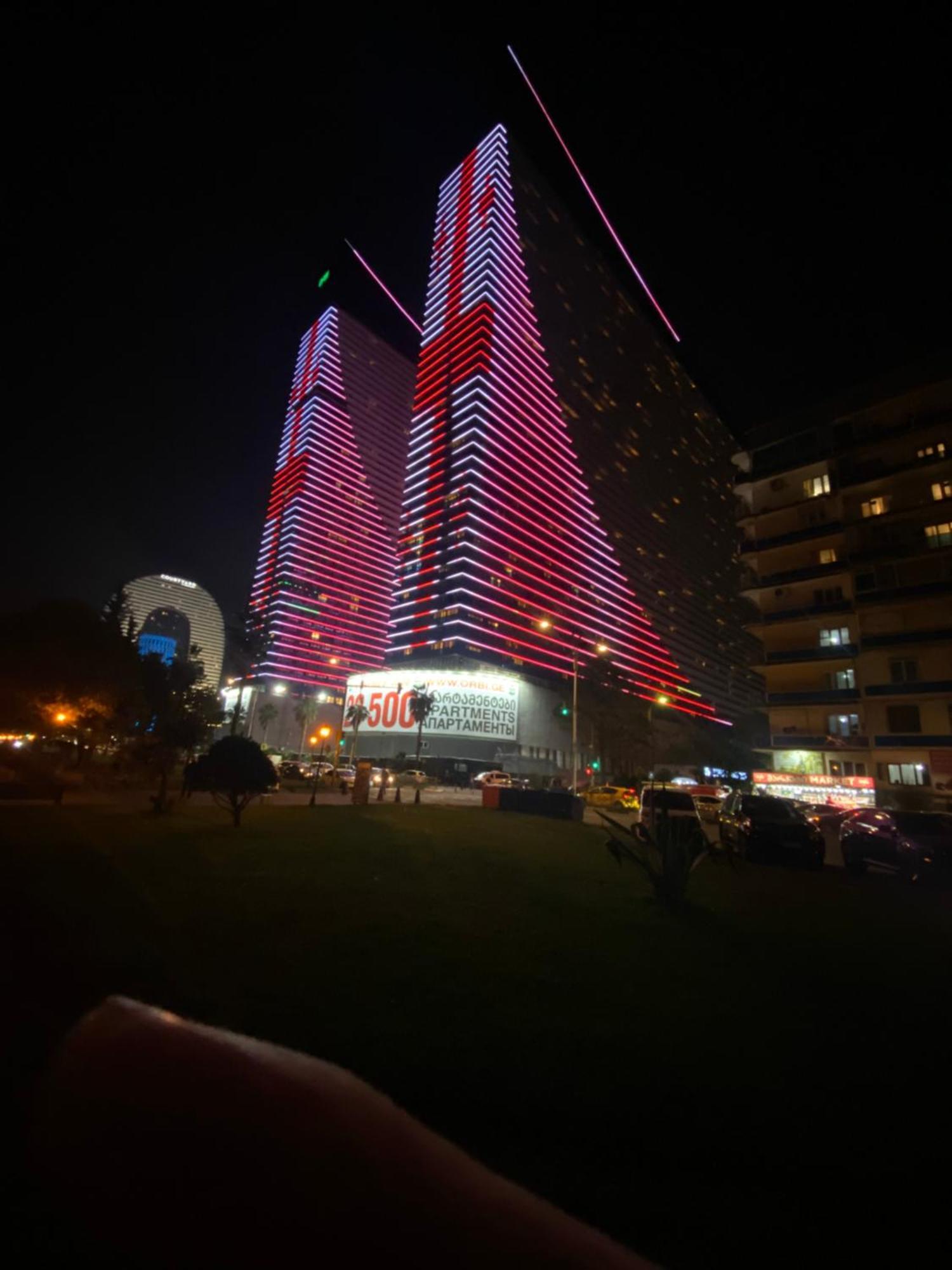 Delux Sea View Aparthotel In Orbi City Batumi Exterior photo