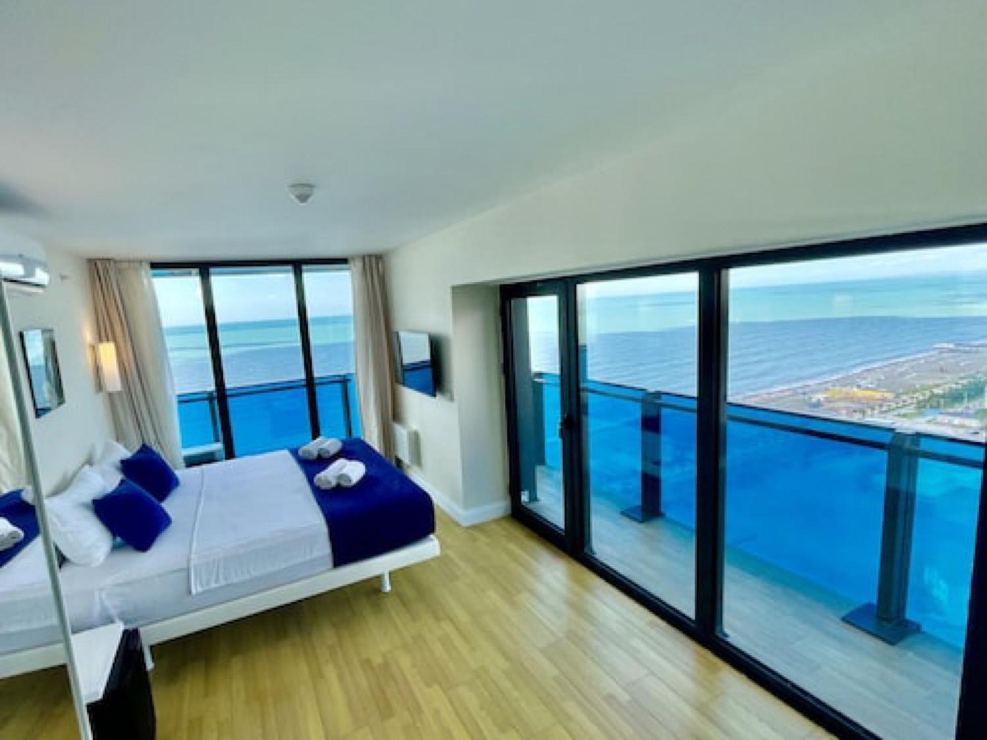 Delux Sea View Aparthotel In Orbi City Batumi Exterior photo